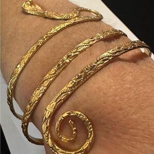 Egyptian style gold tone, snake arm band